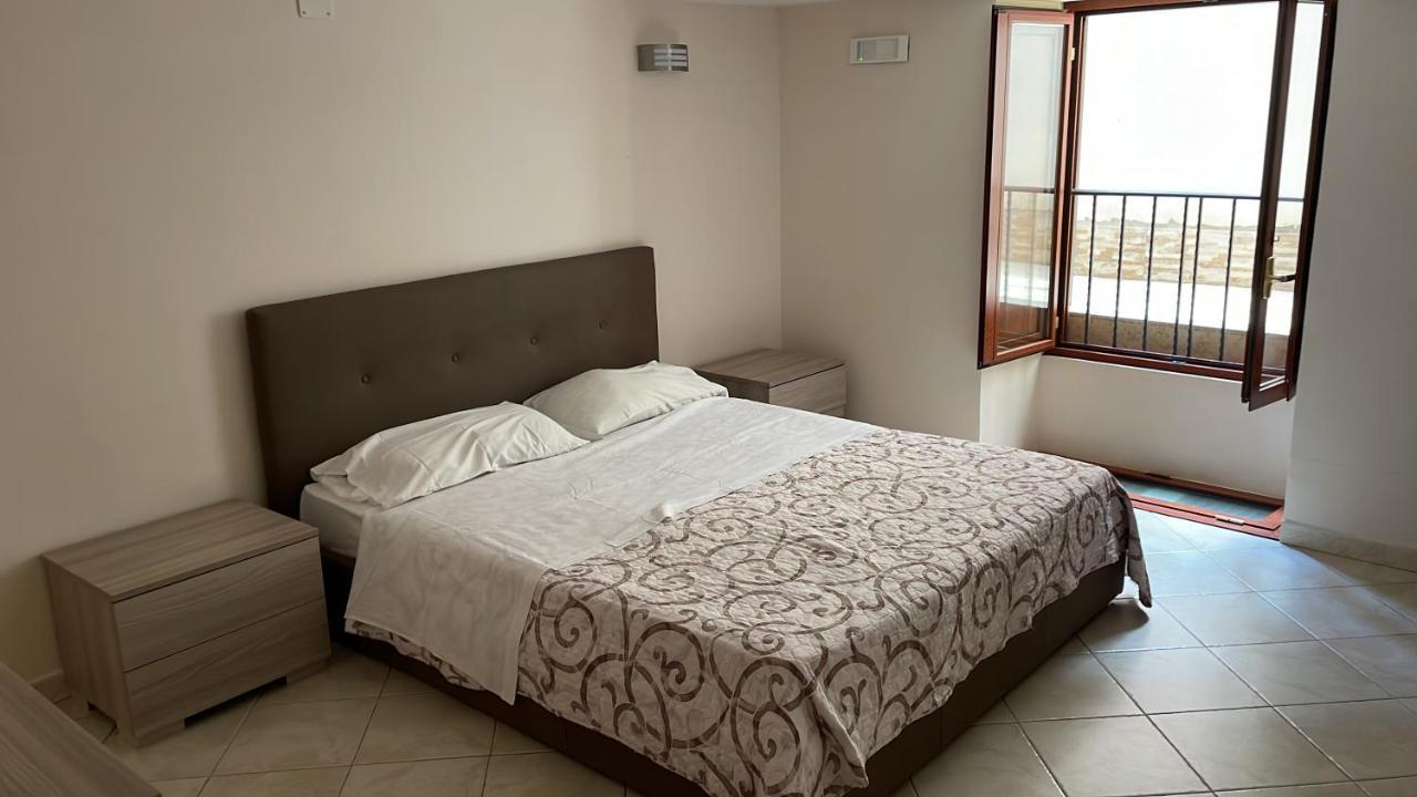 Casa Emilia Appartement Napels Buitenkant foto